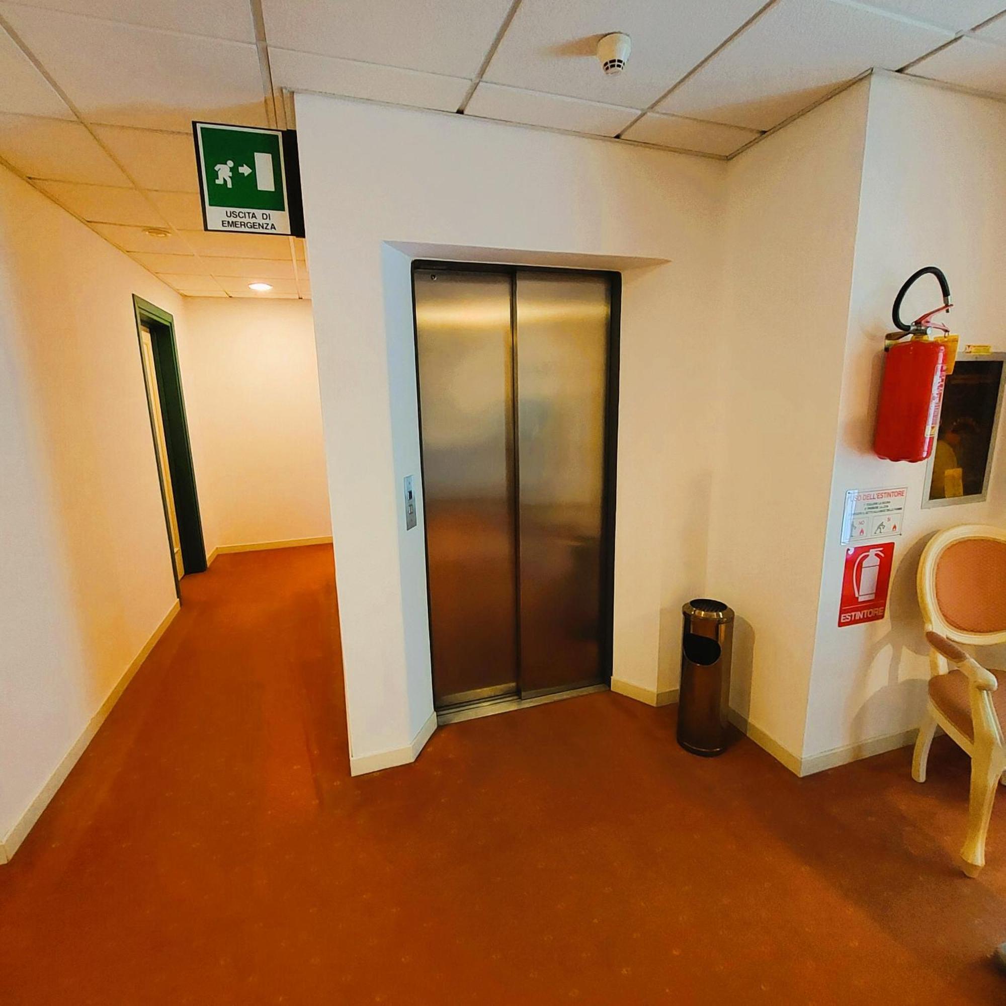 Albergo Ristorante Bigiu Sant'Omobono Imagna Exteriör bild